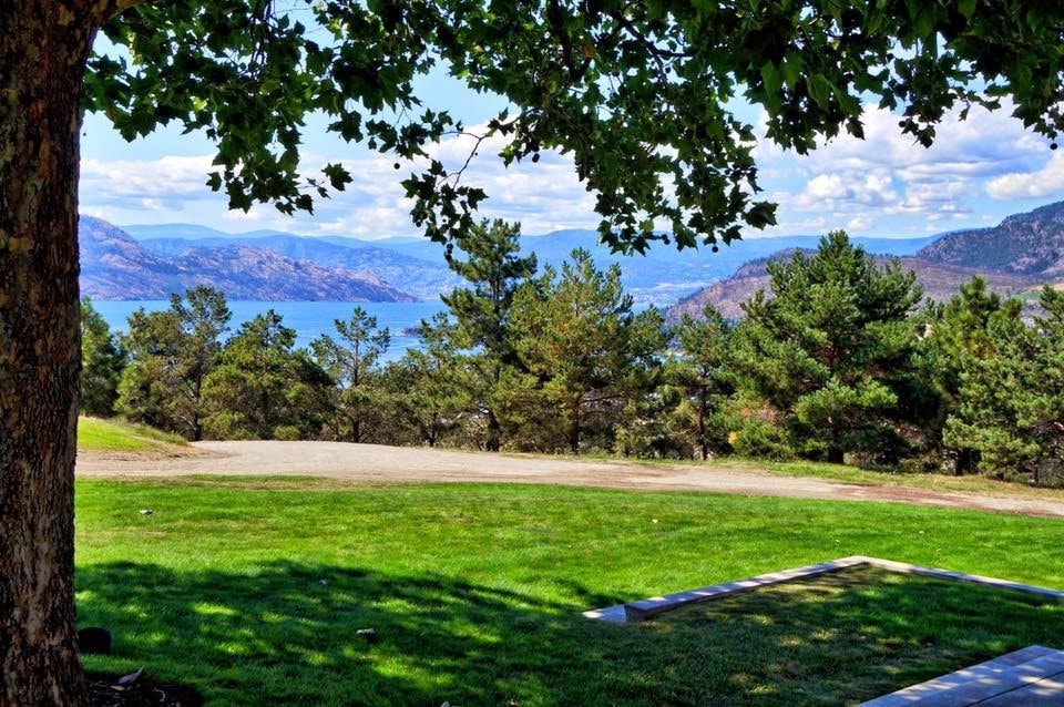Grapes and Grains Tour Kelowna Wine Tours AMC Wine Tours Okanagan