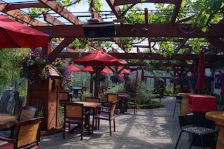 Bottleneck Wine Tour - AMC Wine Tours